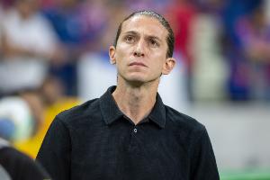 奥莱报：费利佩-路易斯拒绝执教巴西队，他只想专注于弗拉门戈