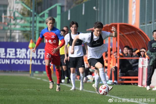 九游体育app-侯永永：我是B2B喜欢8号位 盼延续上赛季挪甲表现