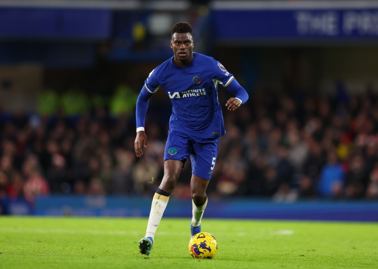 九游体育app-巴迪亚西勒：新帅的自由足球很适合我们，球队目标是赢得所有冠军